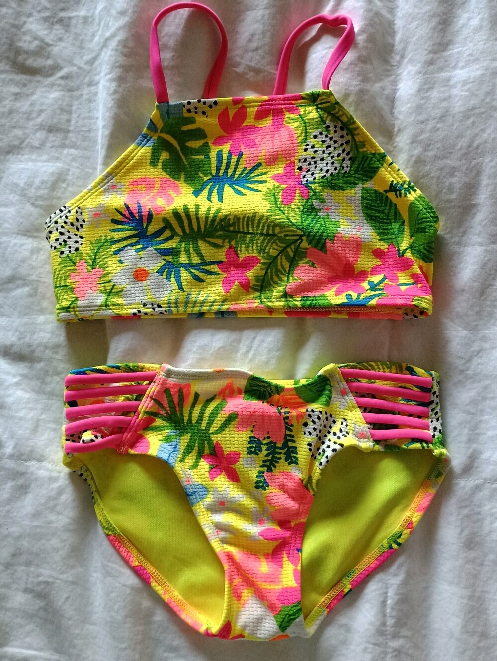 Little Girls Floral Yellow Swimsuit 2 Piece Medium 7/8